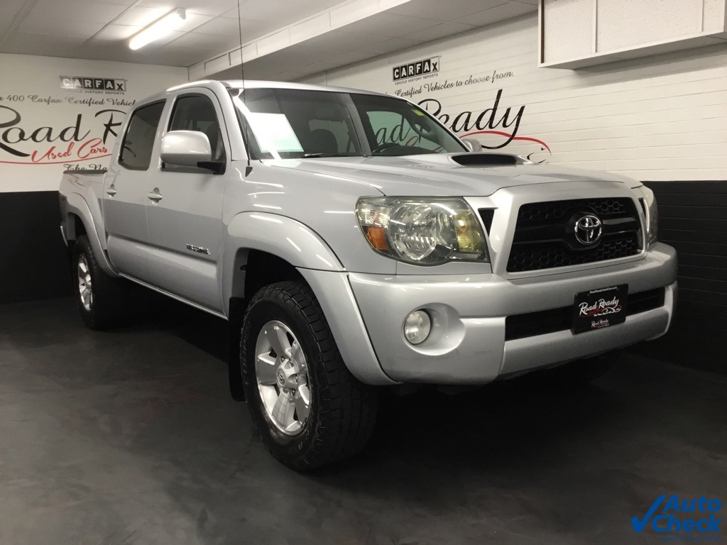 2011 Toyota Tacoma Base 4x4 photo 3