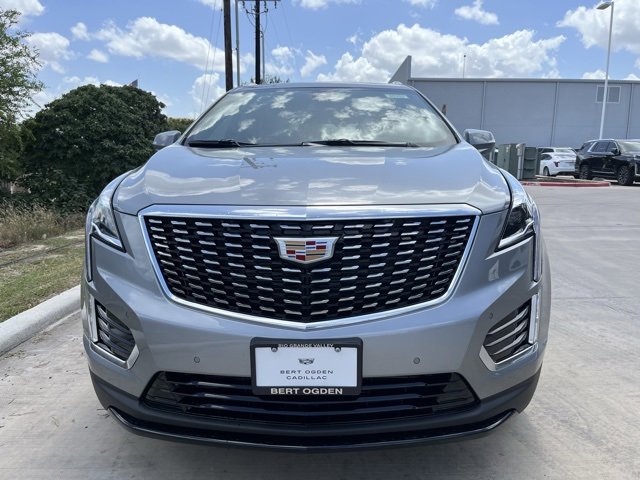 2025 Cadillac XT5 Luxury photo 3