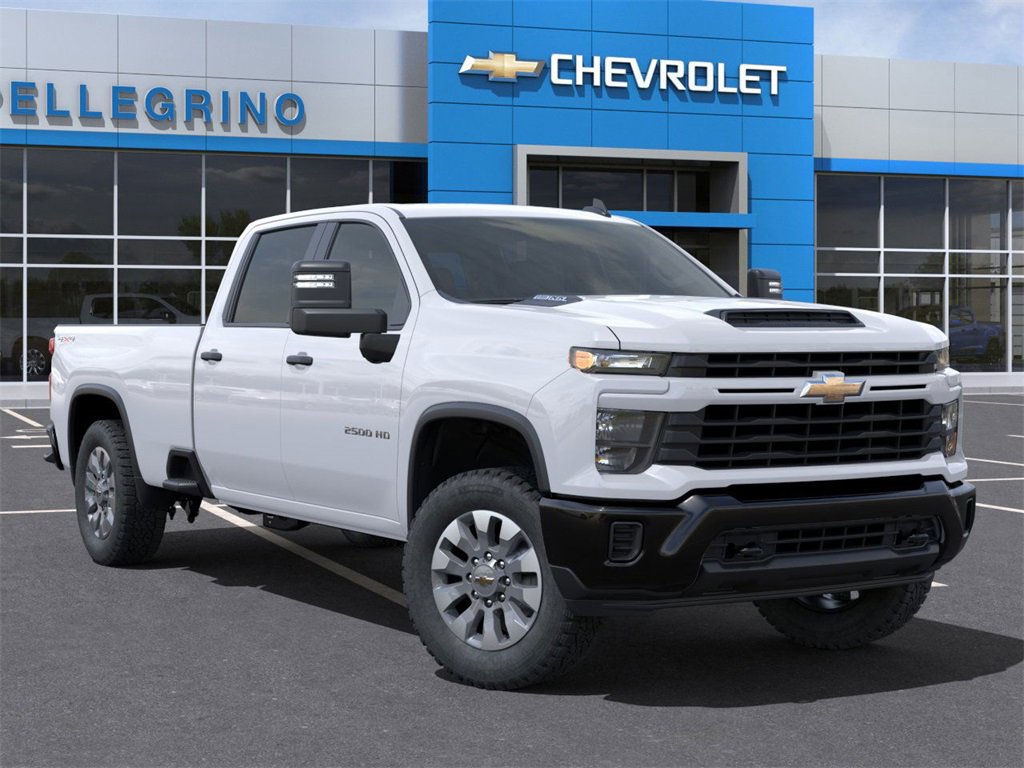 2025 Chevrolet Silverado 2500HD Custom photo 7
