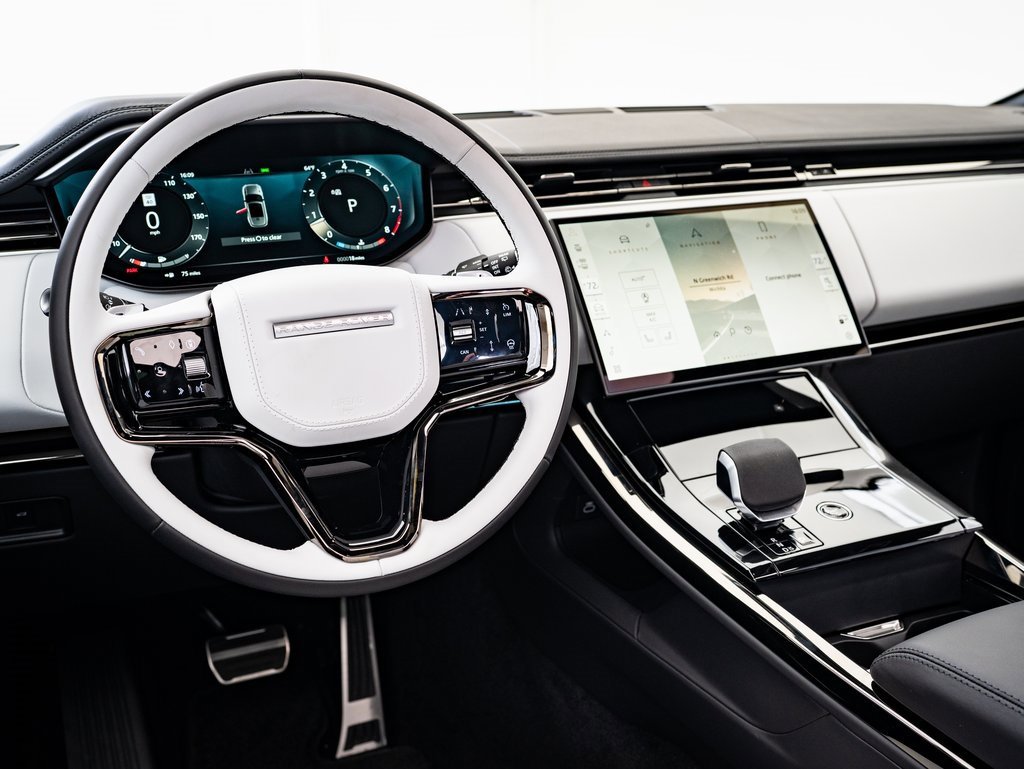 2025 Land Rover Range Rover Sport SE photo 4