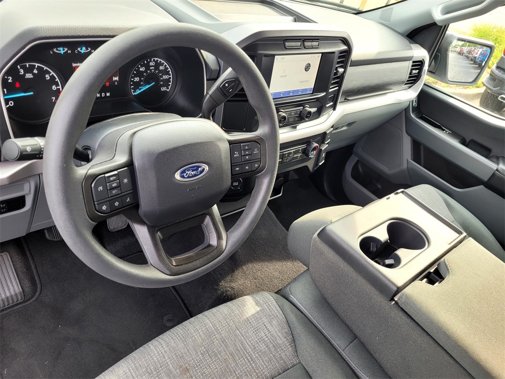 2023 Ford F-150 XLT photo 13