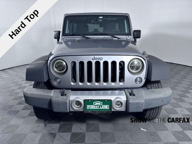 2017 Jeep Wrangler Unlimited Sport photo 3