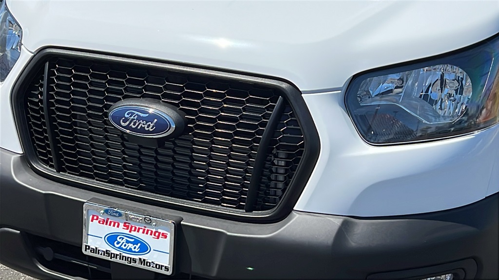 2024 Ford Transit Cargo Van photo 5