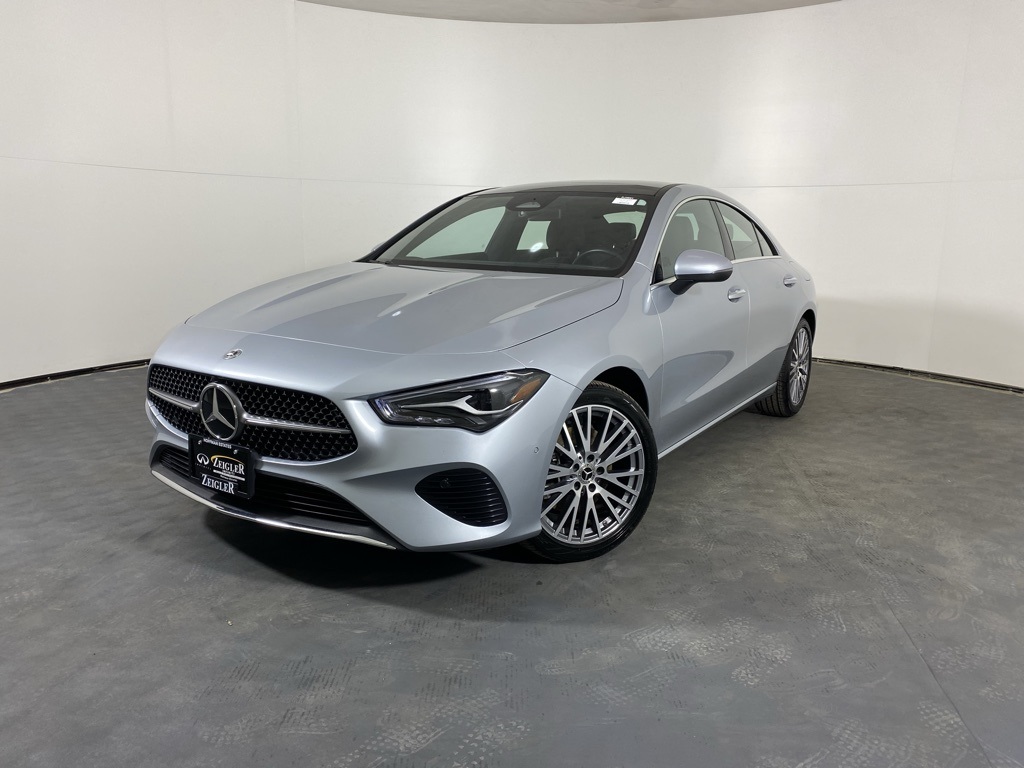 2025 Mercedes Benz CLA 250 4MATIC photo 4