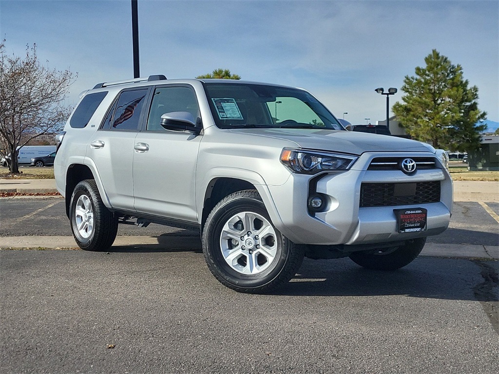 2024 Toyota 4Runner SR5 photo 2