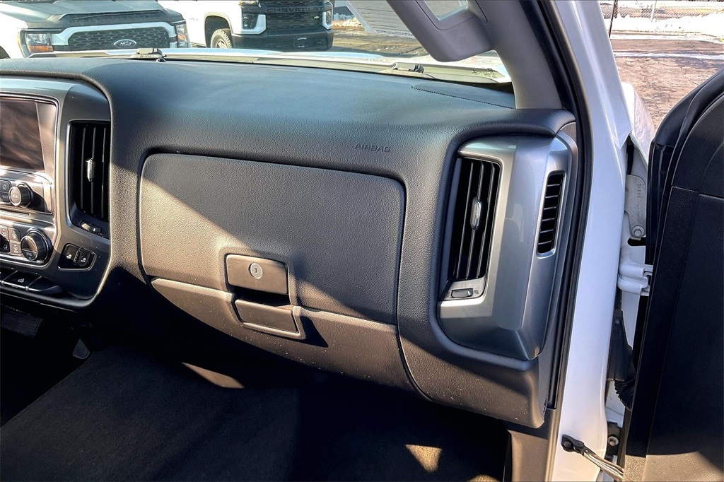 2018 CHEVROLET SILVERADO - Image 13