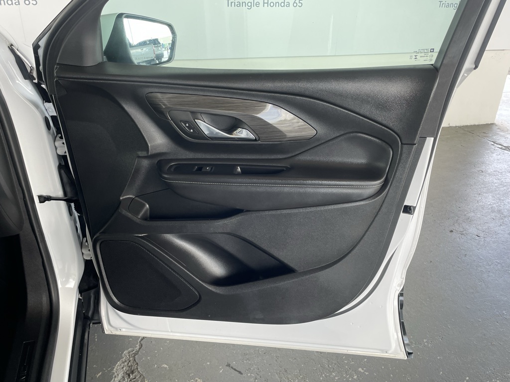 2023 Gmc Terrain SLE photo 24