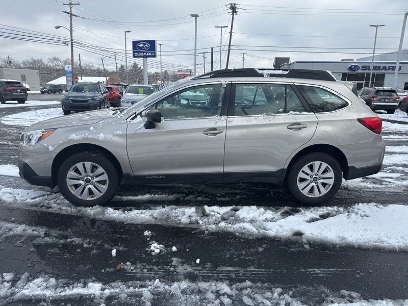 2017 Subaru Outback 2.5i photo 3
