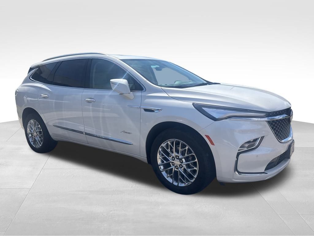 2023 Buick Enclave Avenir photo 10