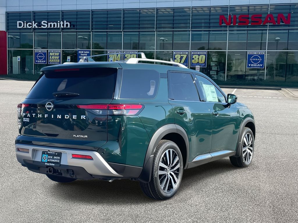 2025 Nissan Pathfinder Platinum photo 6