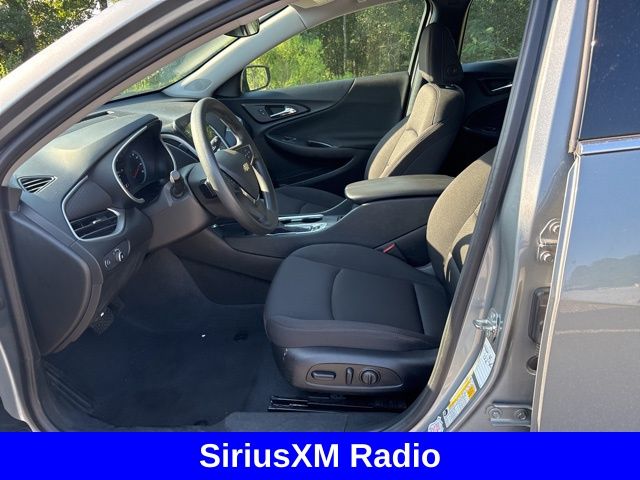 2023 Chevrolet Malibu 1LT photo 4