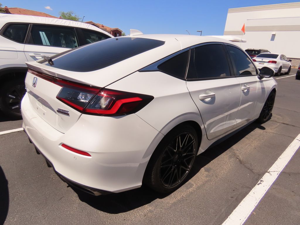 2024 Honda Civic Sport Touring photo 3