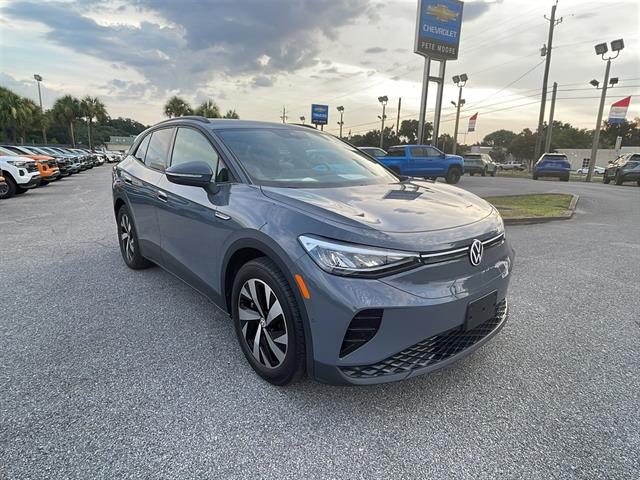 2023 Volkswagen ID.4 Pro photo 3