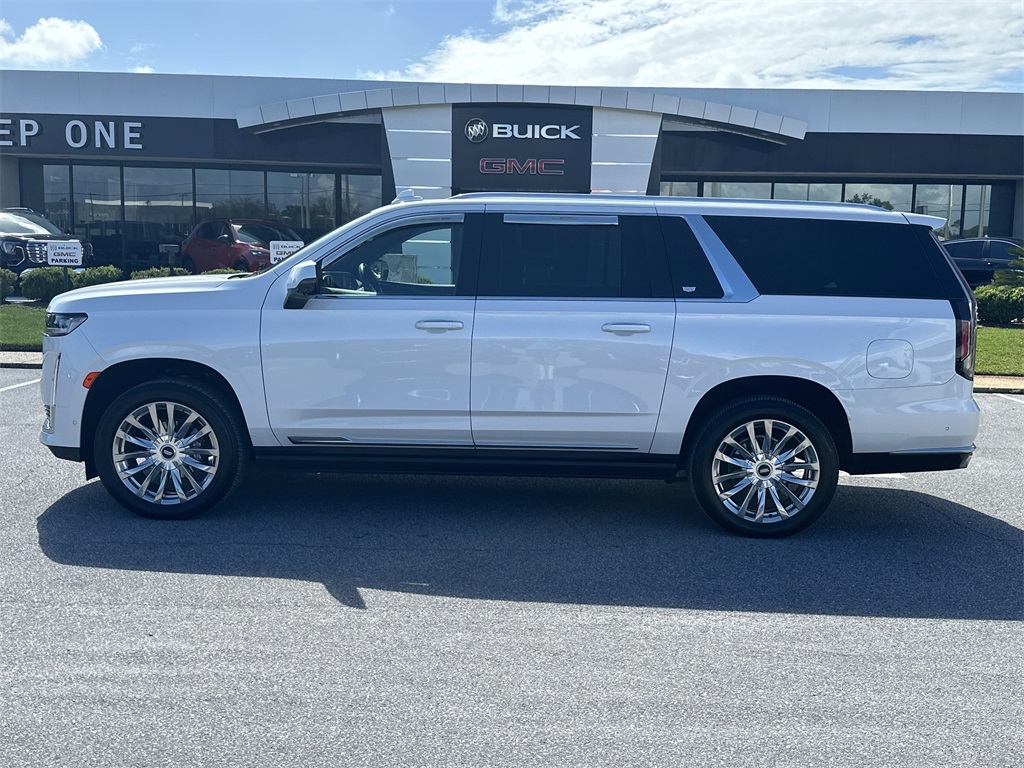 2022 Cadillac Escalade ESV Premium Luxury photo 4