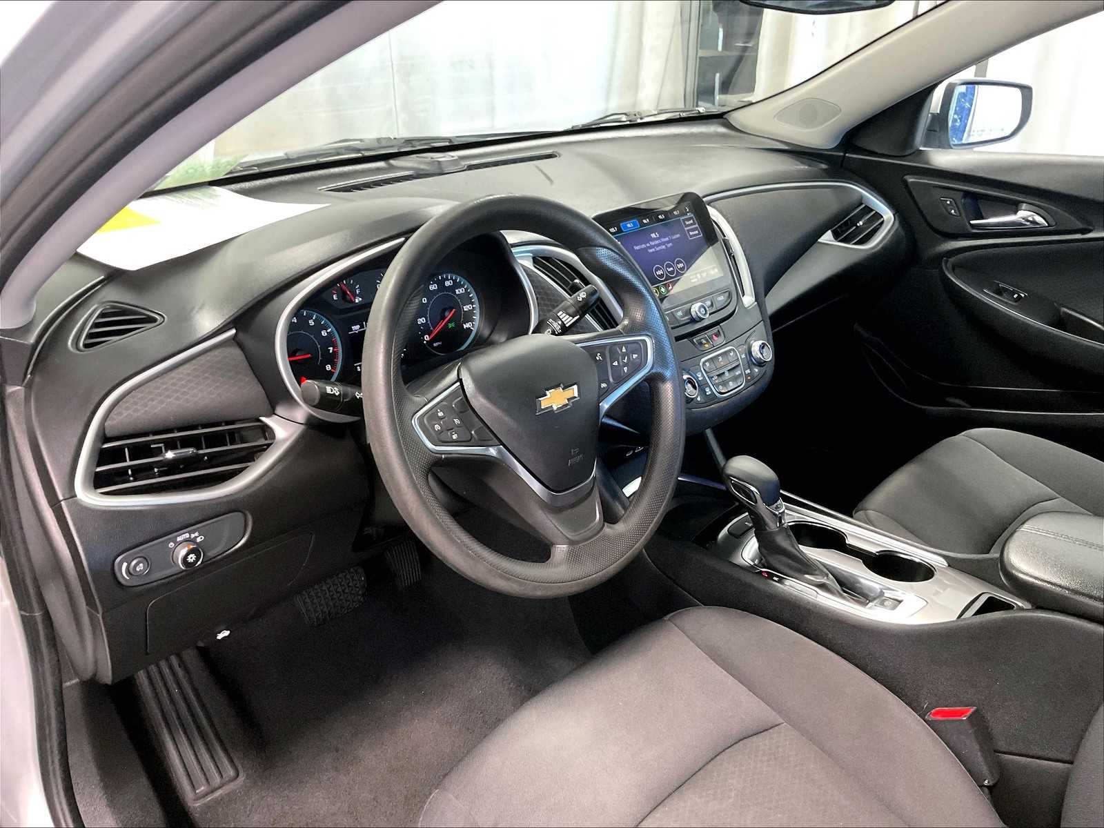 2022 Chevrolet Malibu 1LT photo 8