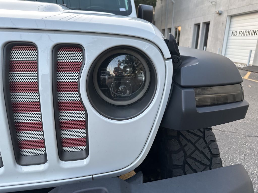 2020 Jeep Gladiator Rubicon photo 26