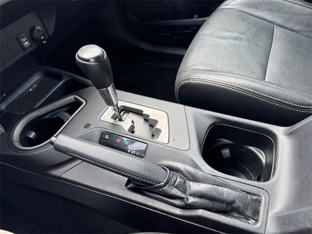 2017 Toyota RAV4 XLE photo 29
