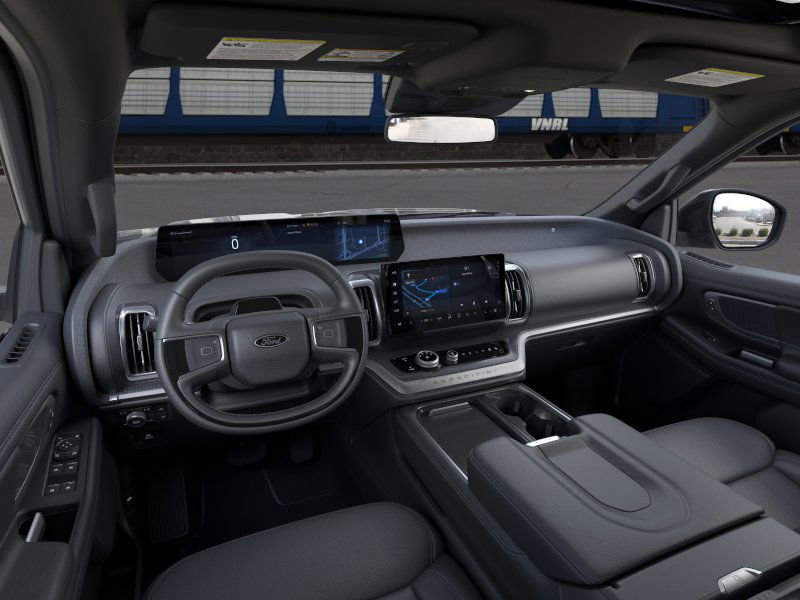 2025 Ford Expedition Platinum MAX photo 7