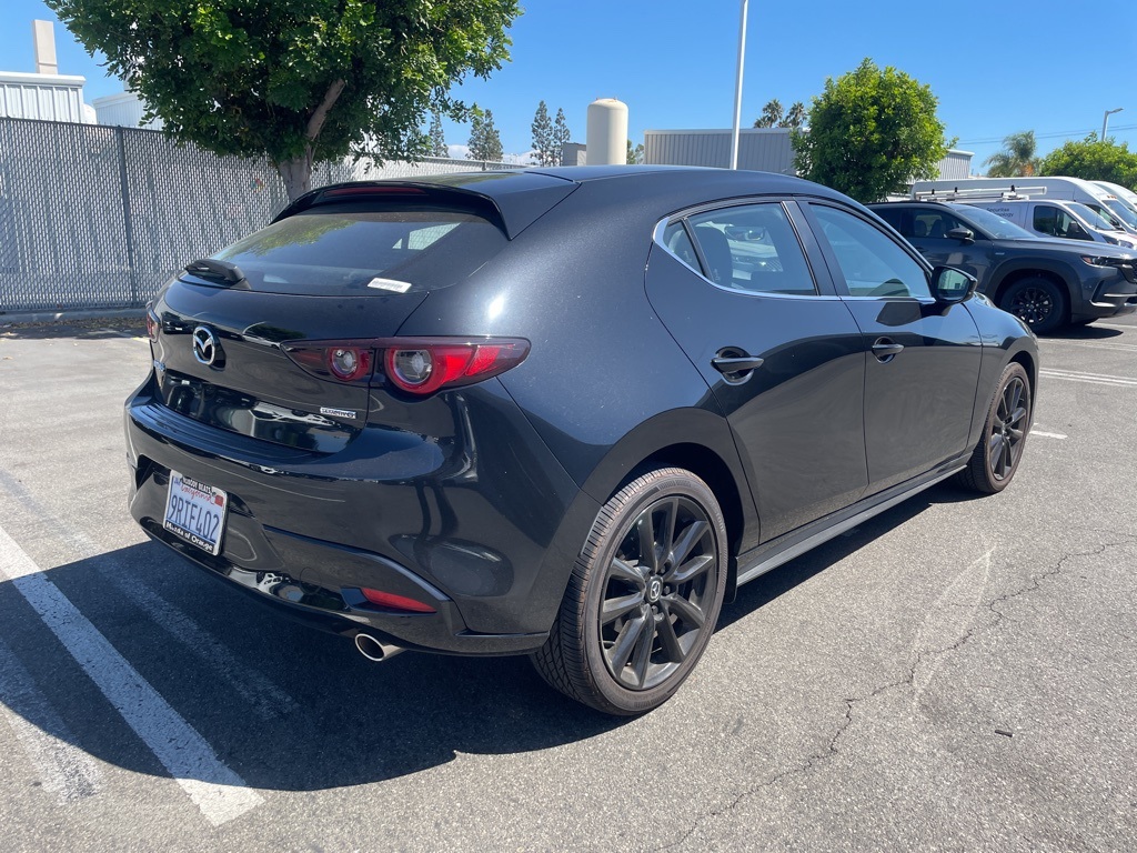 2025 Mazda Mazda3 2.5 Select Sport photo 4