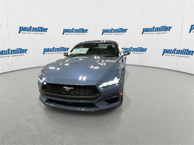 2026 Ford Mustang EcoBoost photo 4