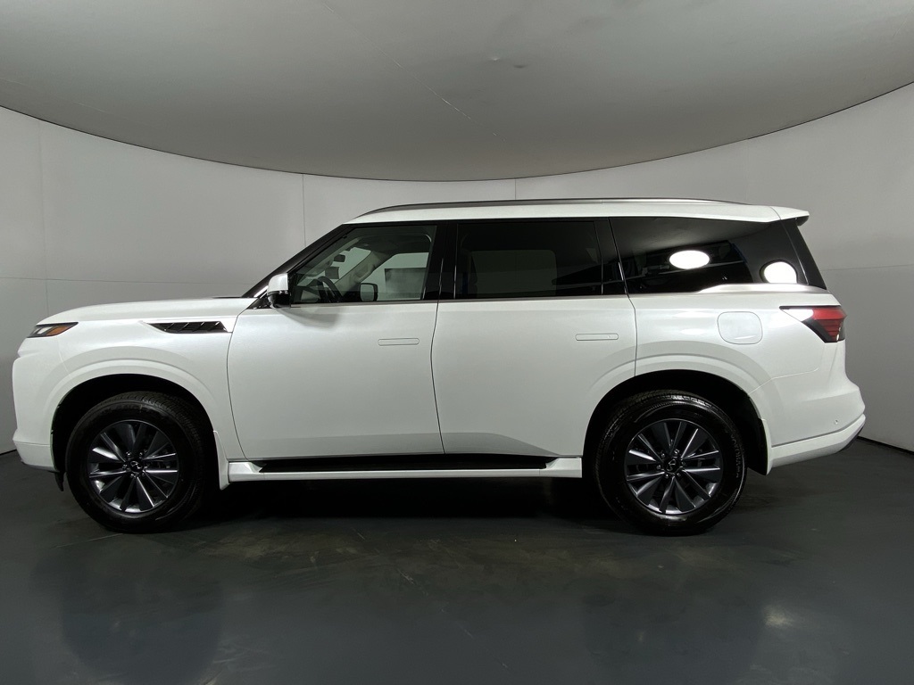 2026 Infiniti QX80 Pure photo 5