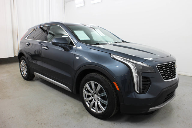 2020 Cadillac XT4 Premium Luxury photo 3