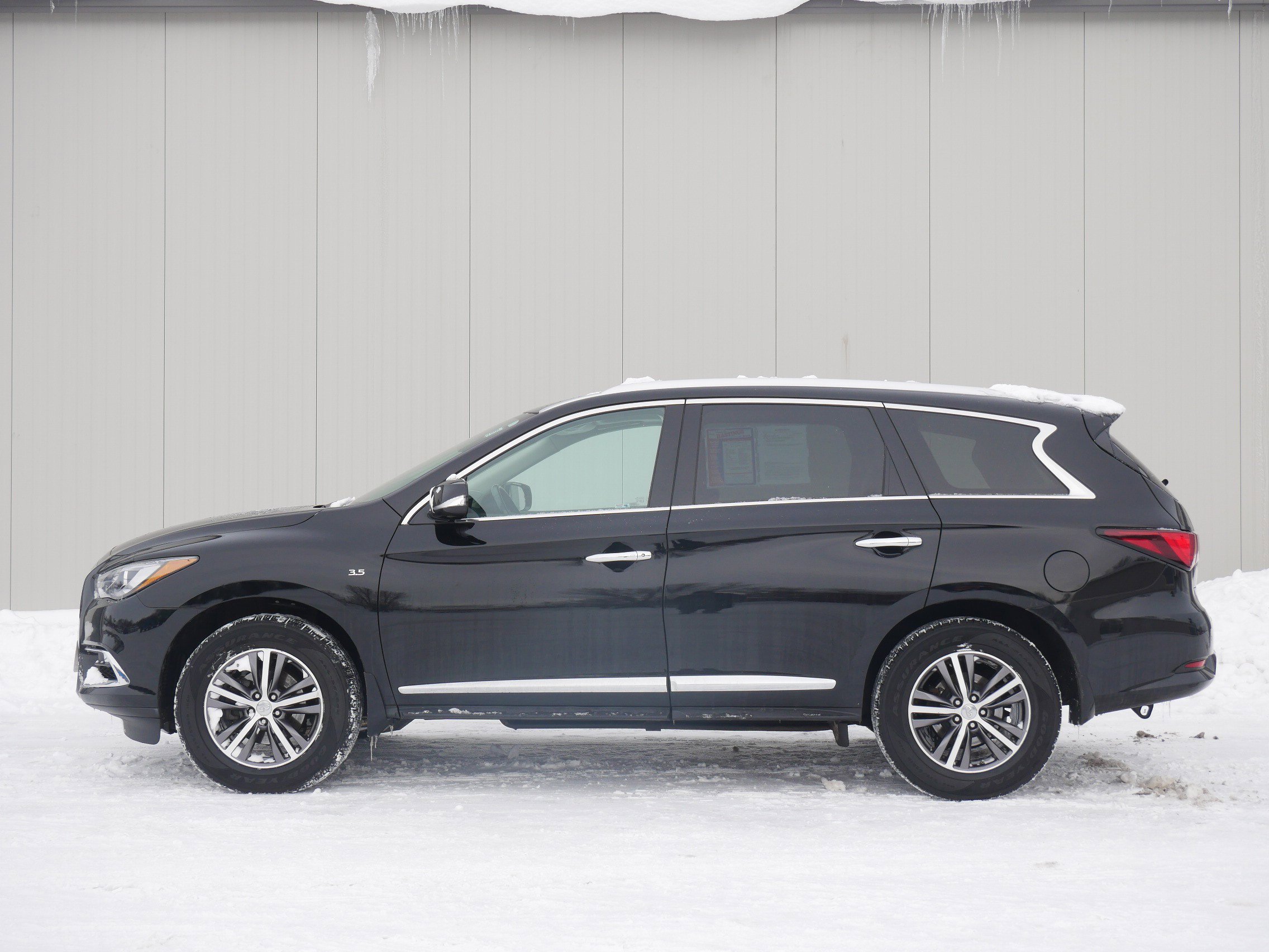 Used 2019 INFINITI QX60 LUXE with VIN 5N1DL0MM9KC509264 for sale in Hastings, Minnesota