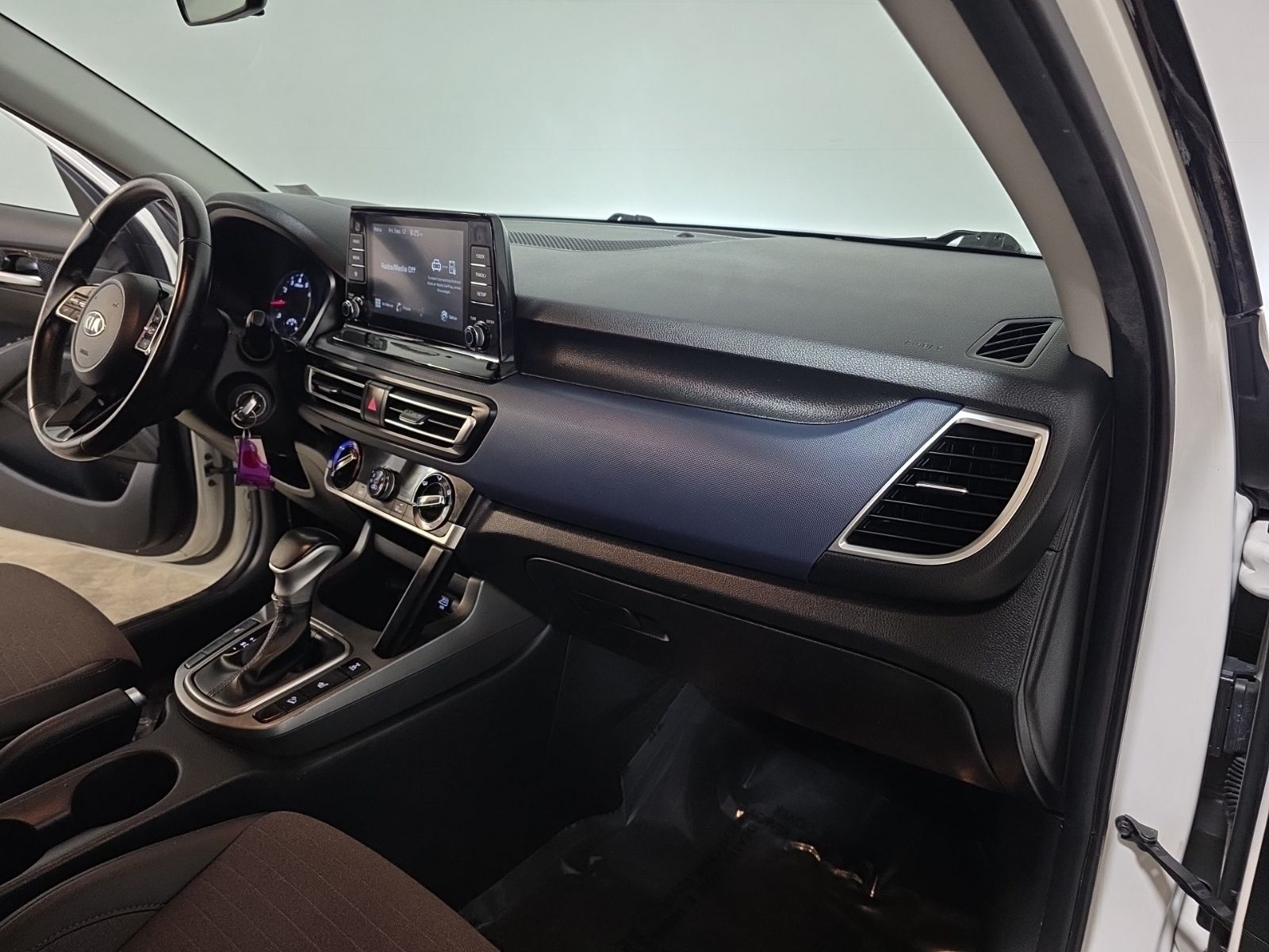 2021 Kia Seltos S photo 27