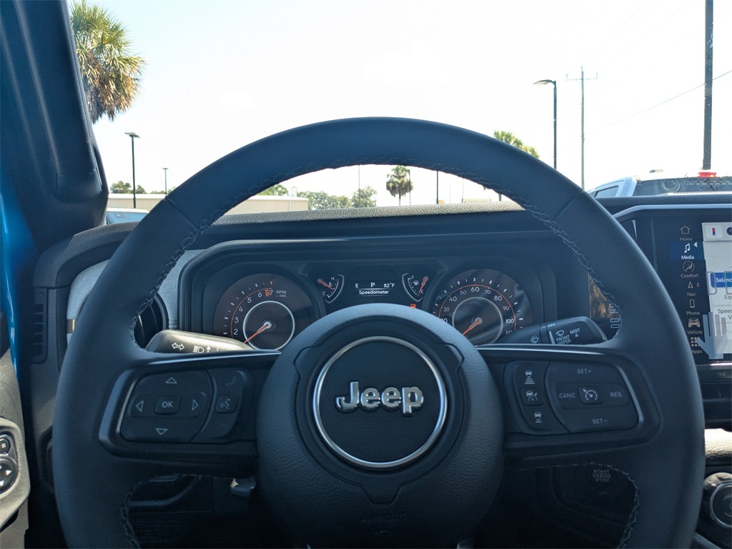 2025 Jeep Gladiator Sport S photo 24