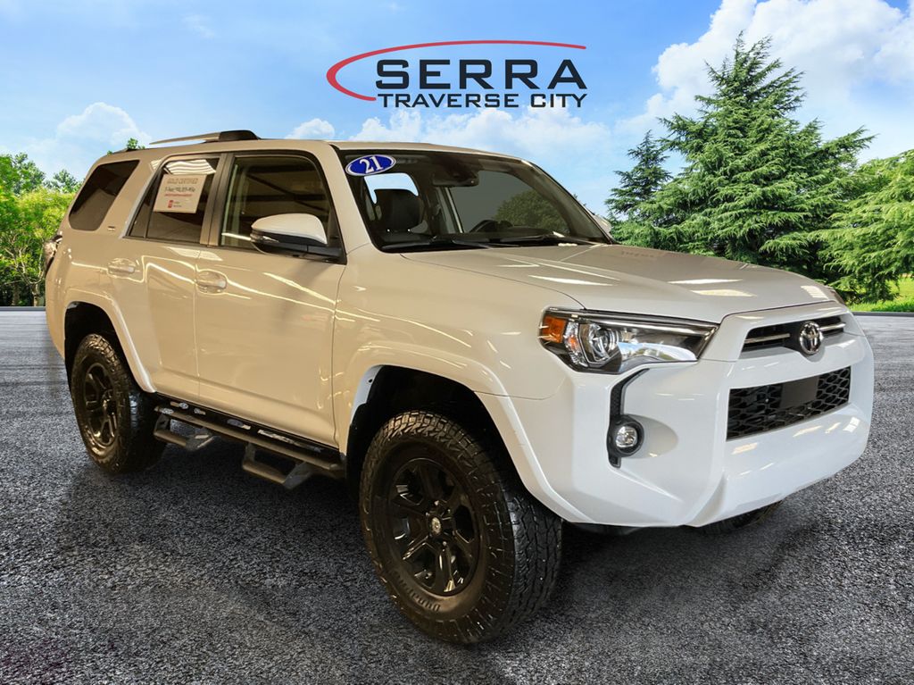 2021 Toyota 4Runner SR5 Premium photo 3