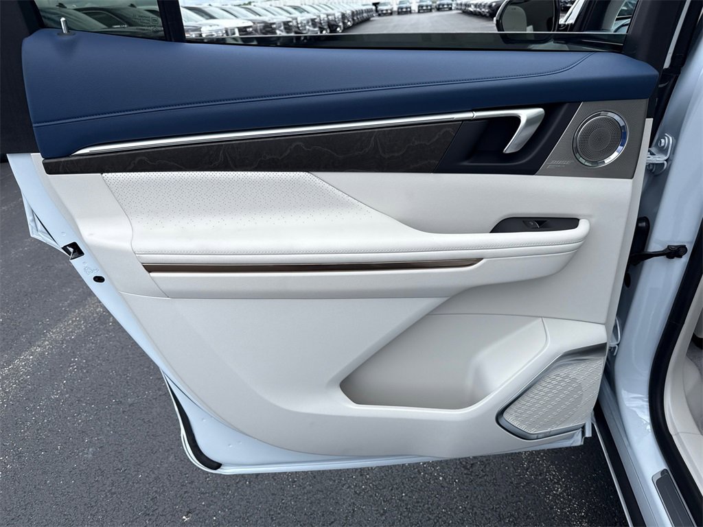 2026 Buick Enclave Avenir photo 30
