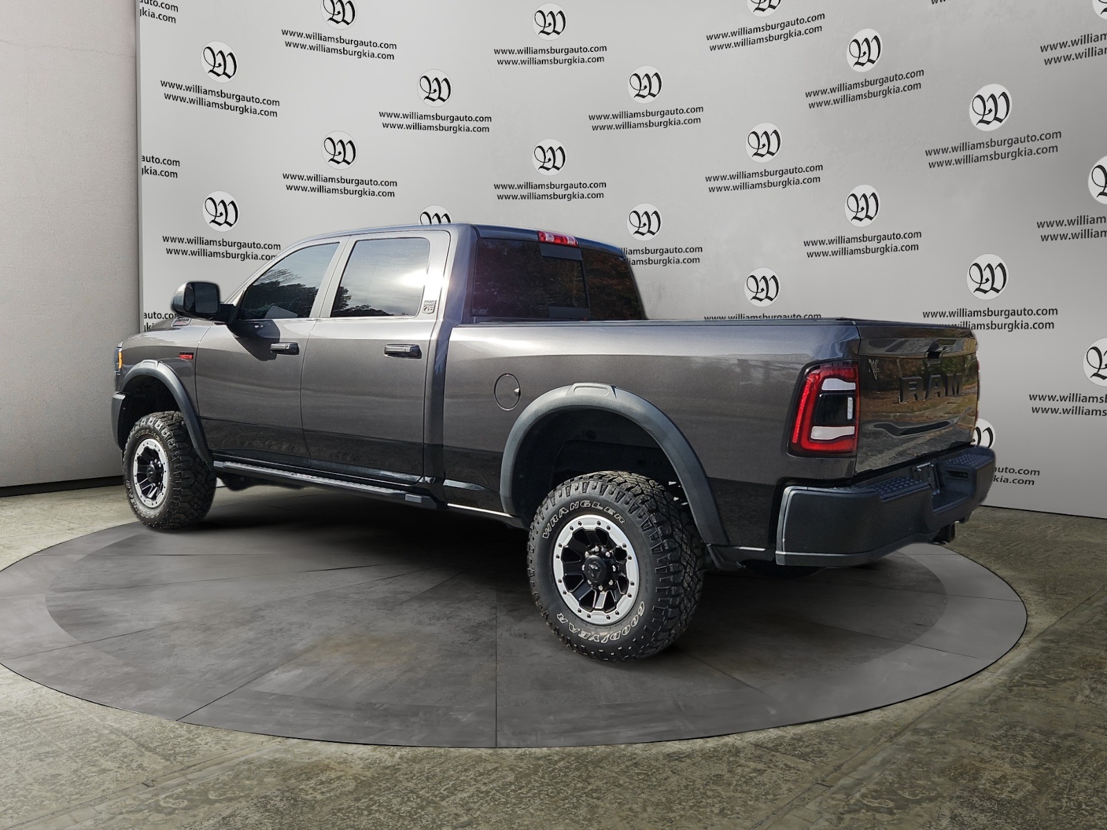 2021 Ram 2500 Power Wagon photo 3