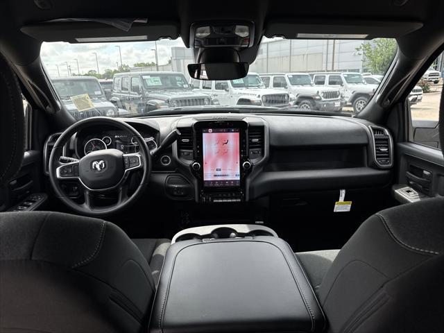 2025 Ram 2500 Tradesman photo 17