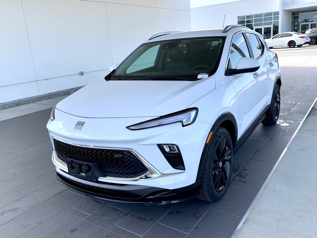 2024 Buick Encore GX Sport Touring's photo