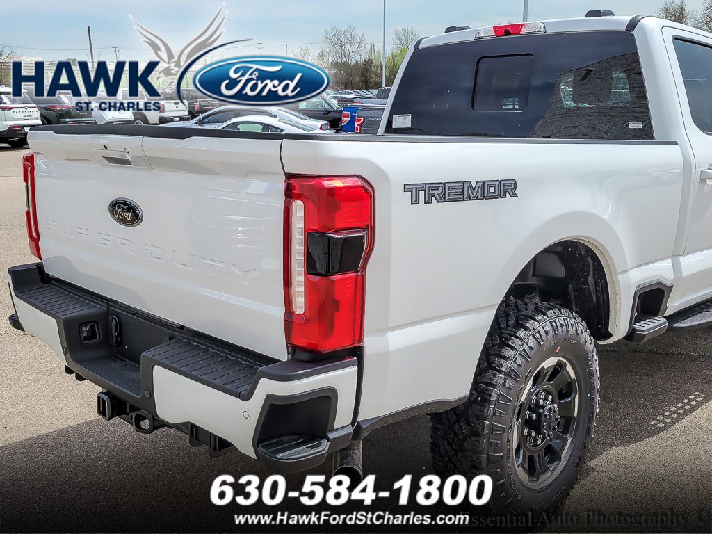 2025 FORD F-250 - Image 5