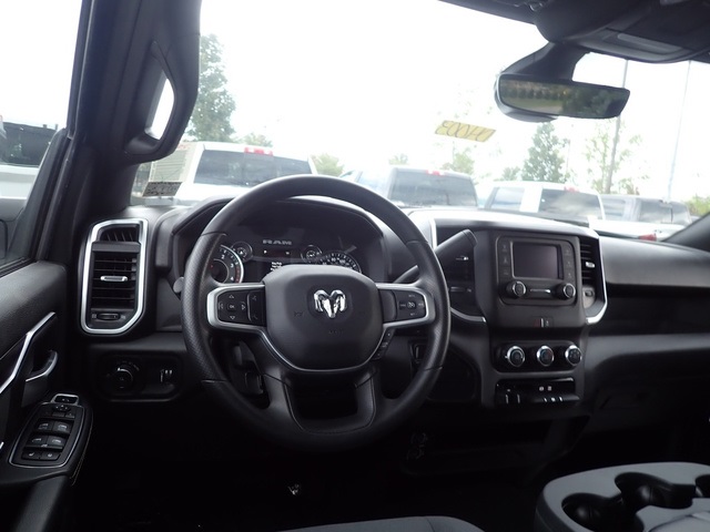 2024 Ram 3500 Big Horn photo 13