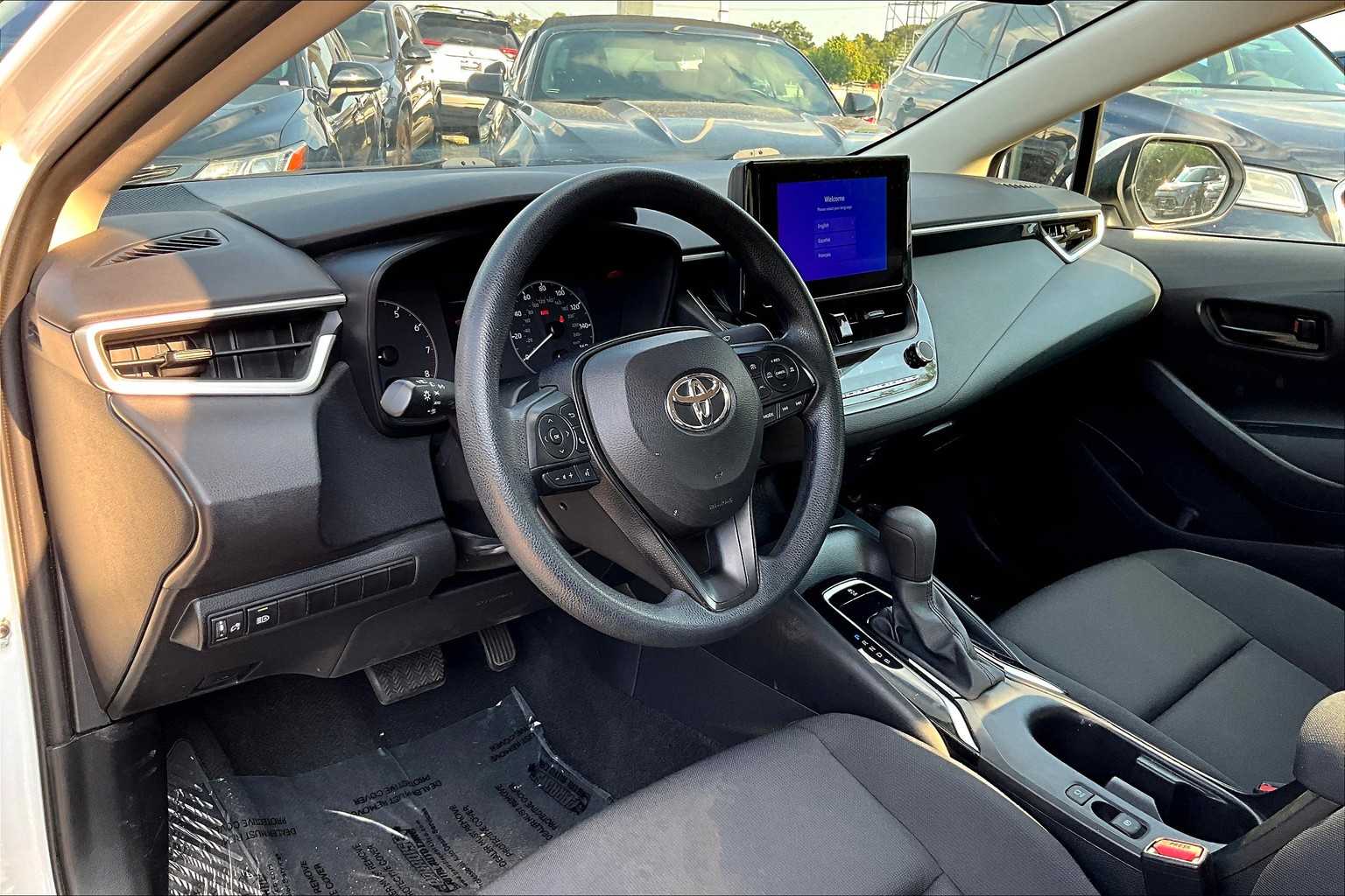 2024 Toyota Corolla LE photo 14