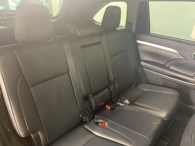 2019 Toyota Highlander XLE photo 26