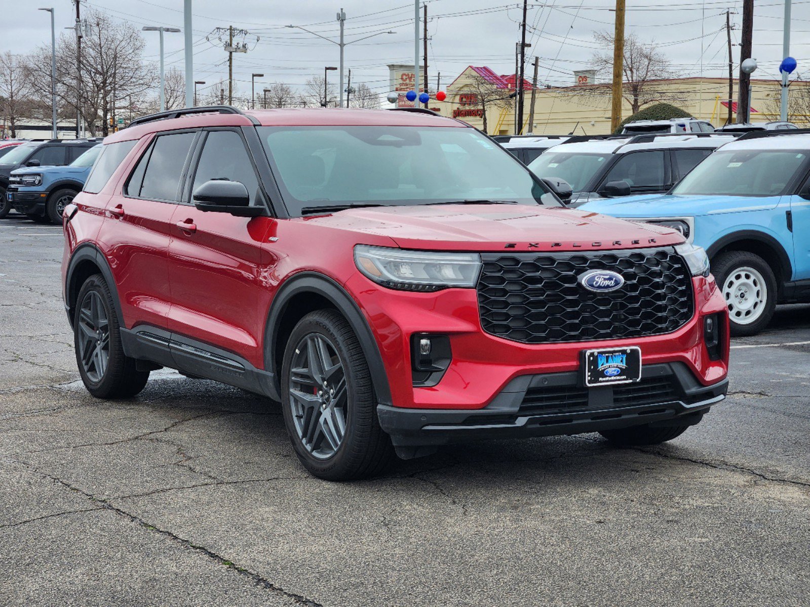New 2025 Rapid Red Metallic Tinted Cc Ford ST-Line image 2