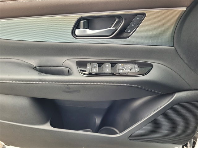 2025 Nissan Murano Platinum photo 25