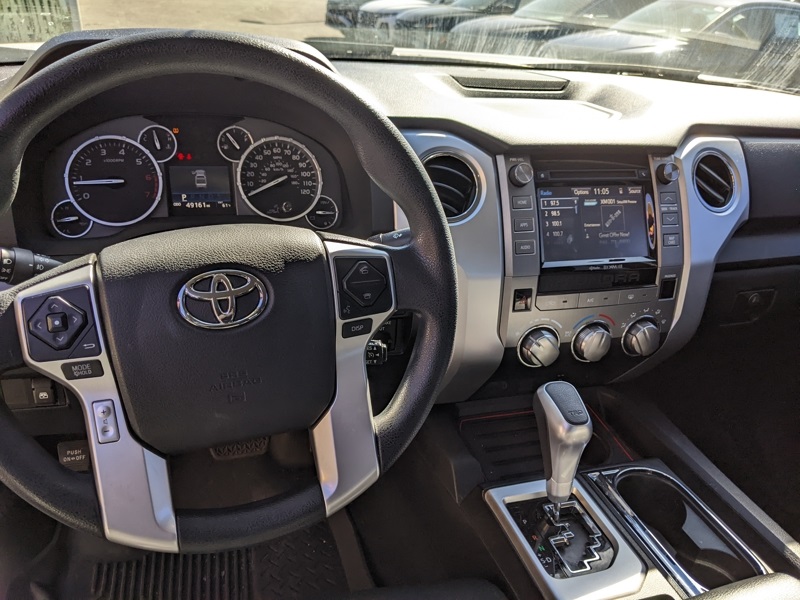 2017 Toyota Tundra SR5 photo 7