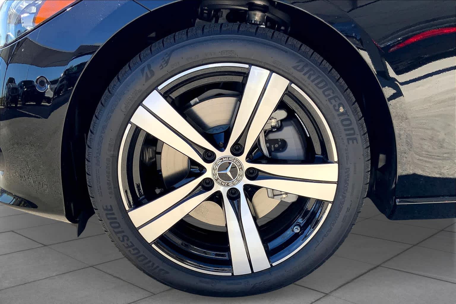 2025 Mercedes Benz C 300 photo 19