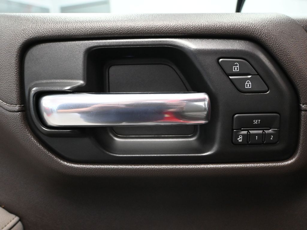 2019 Gmc Sierra 1500 SLT photo 16