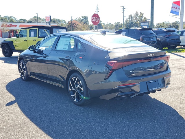 2026 Kia K5 EX photo 4