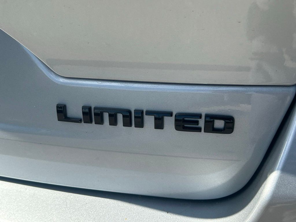 2025 Jeep Grand Cherokee Limited photo 26