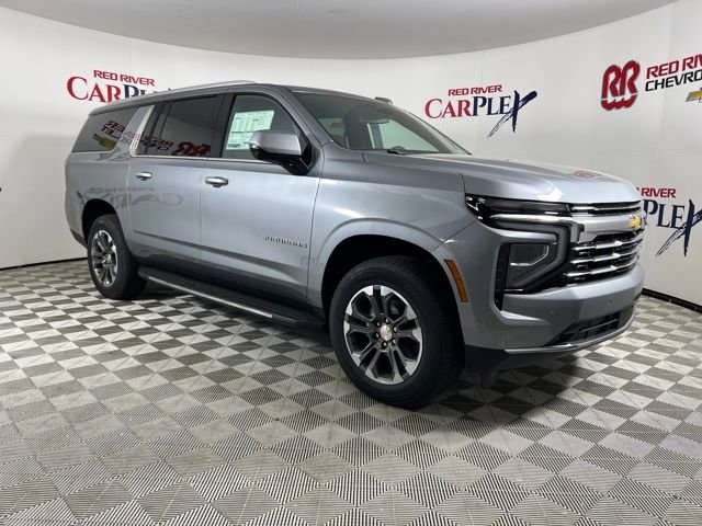 2026 Chevrolet Suburban LT's photo