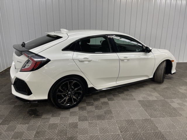 2017 Honda Civic Sport photo 4