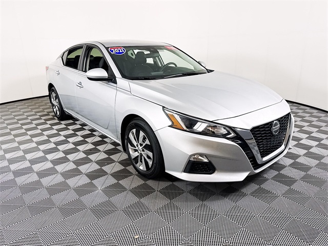 2021 Nissan Altima S's photo