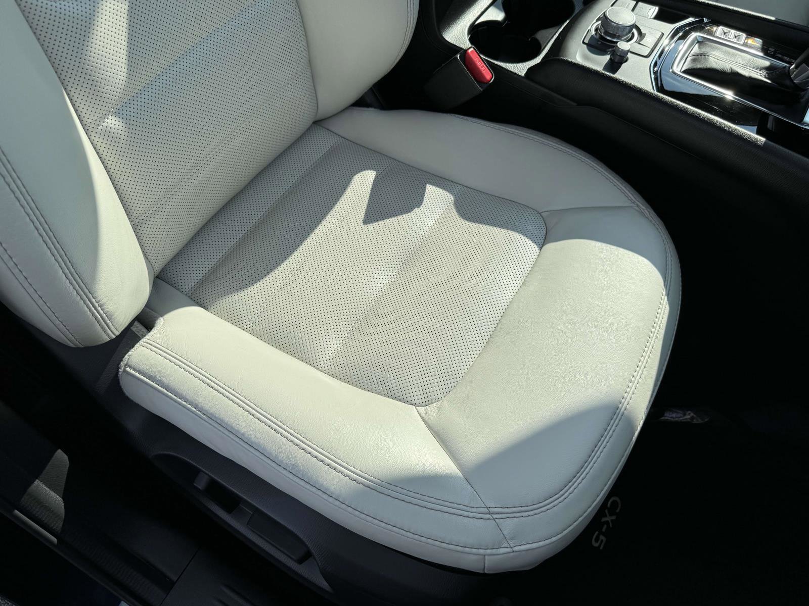 2022 Mazda CX-5 Preferred photo 10
