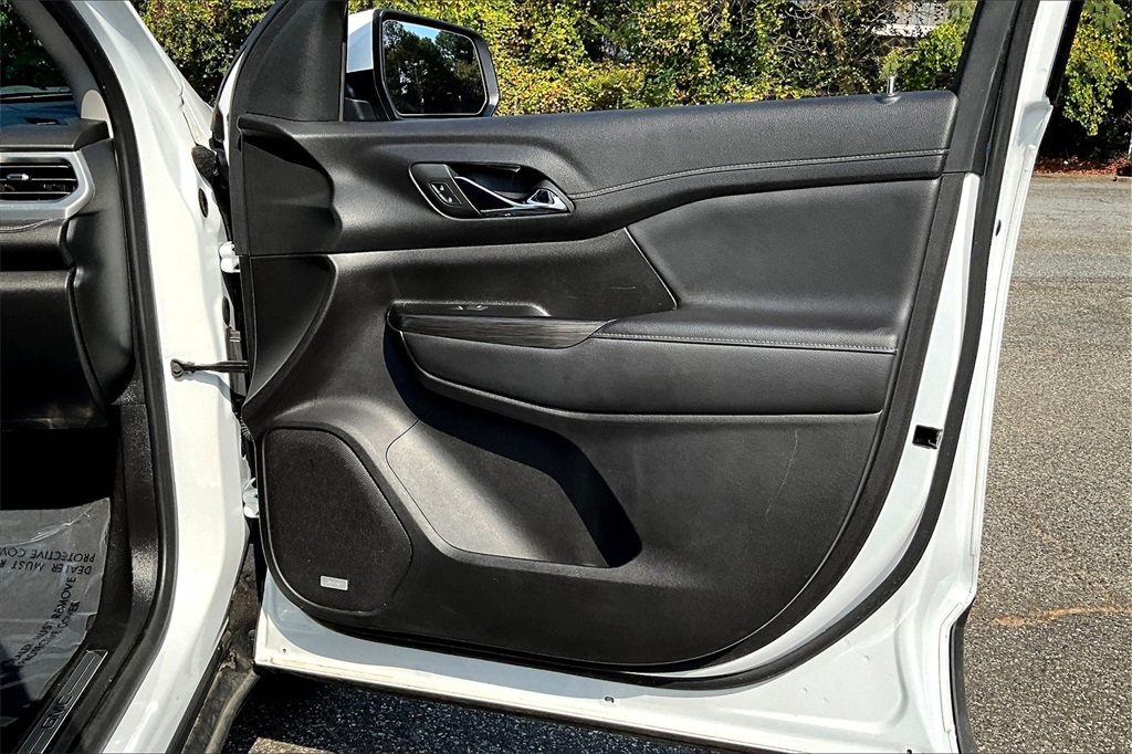 2023 Gmc Acadia SLT photo 27
